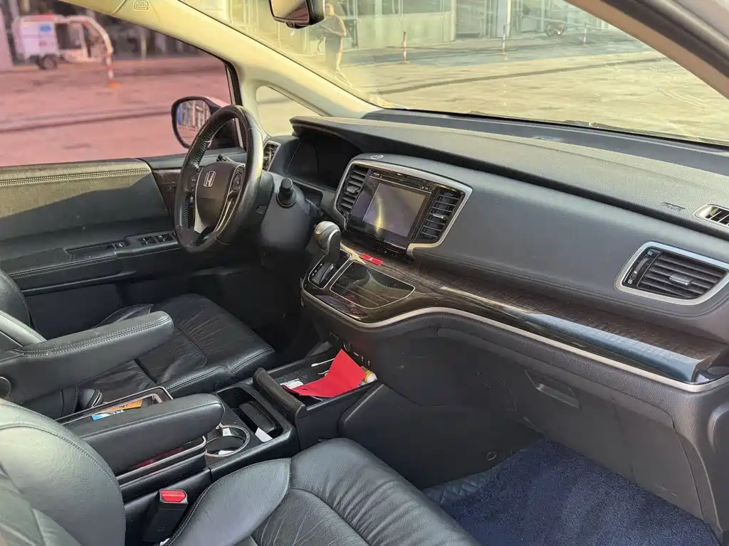 Honda Odyssey — миниатюра 15