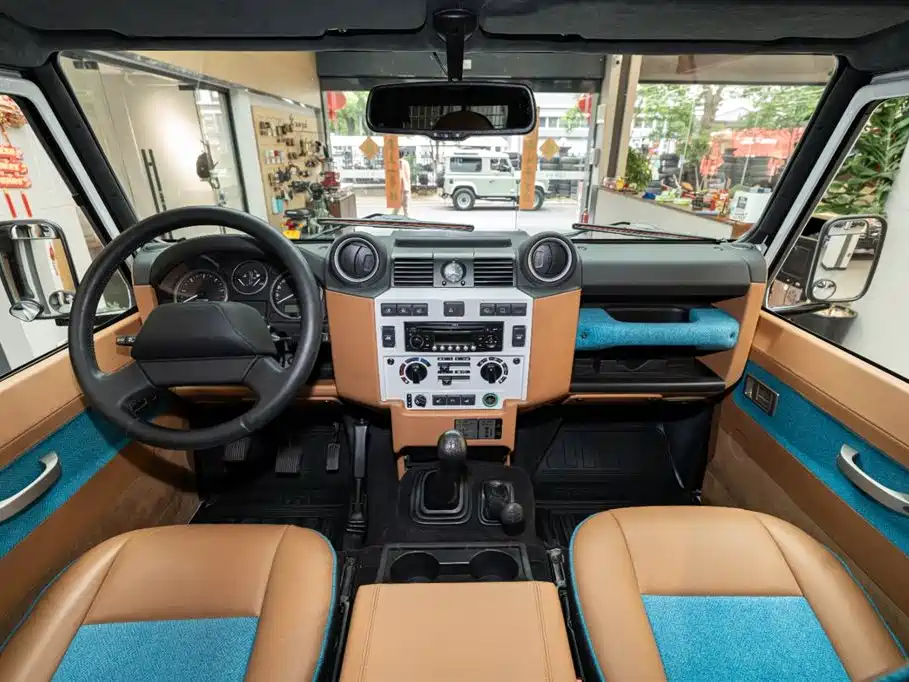 Land Rover Land Rover Defender