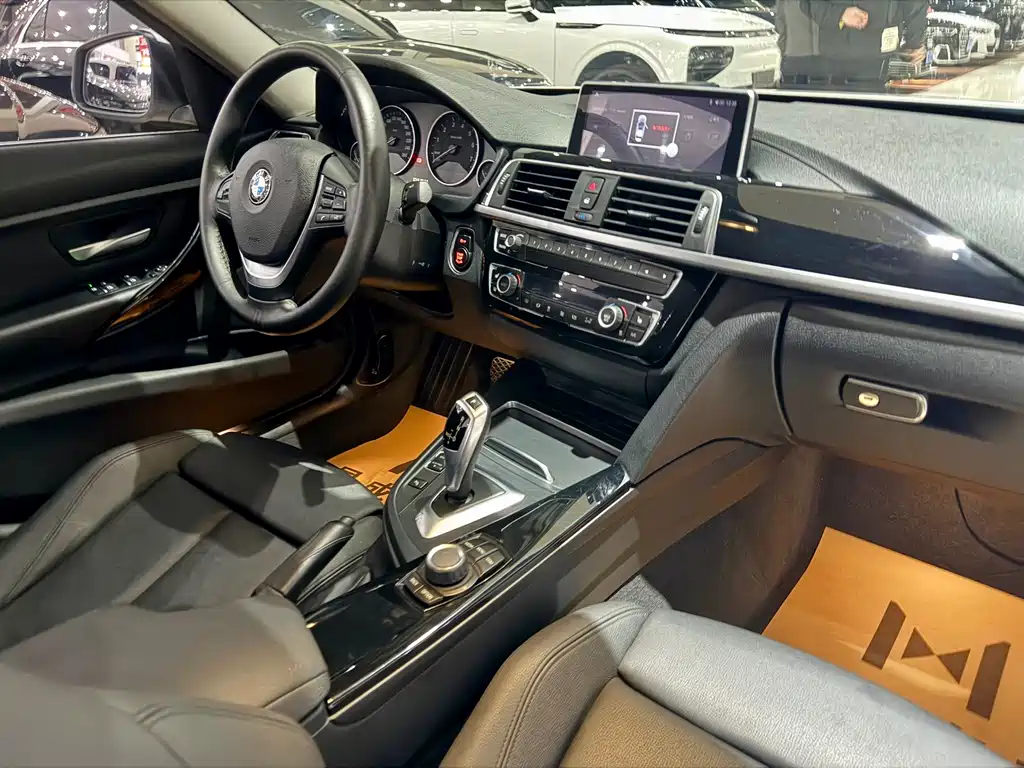 BMW 3 Series — миниатюра 10