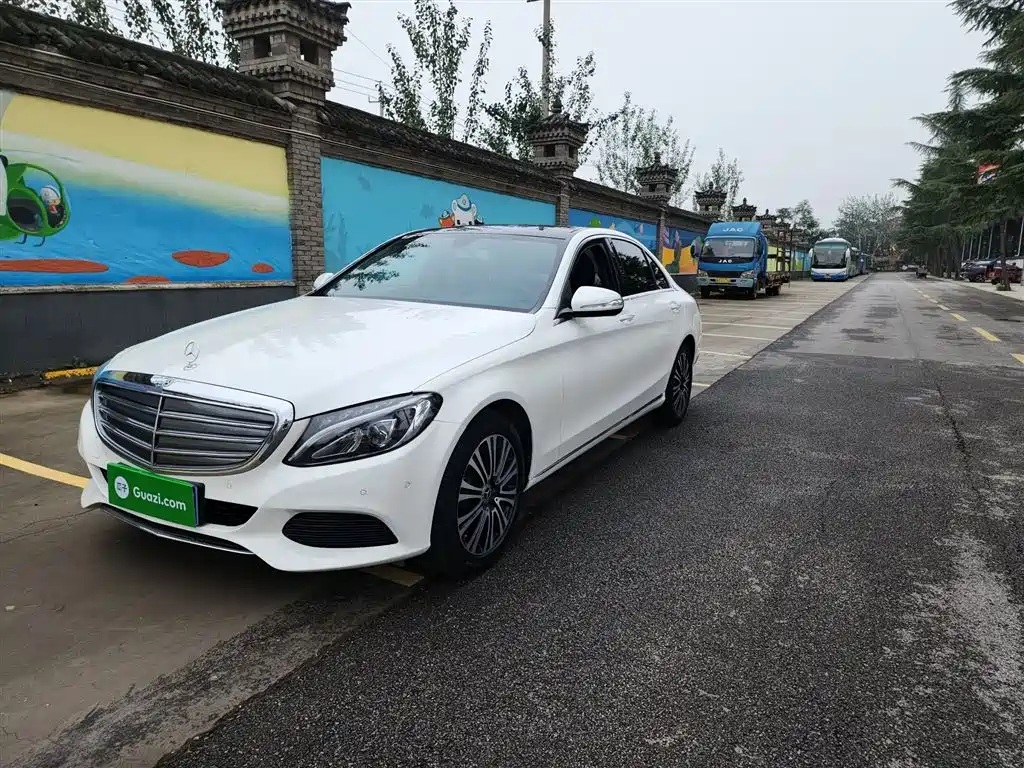 Mercedes-Benz C-Class 2018