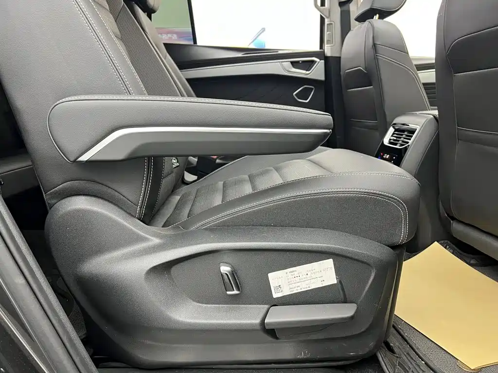 Volkswagen Talagon — миниатюра 19