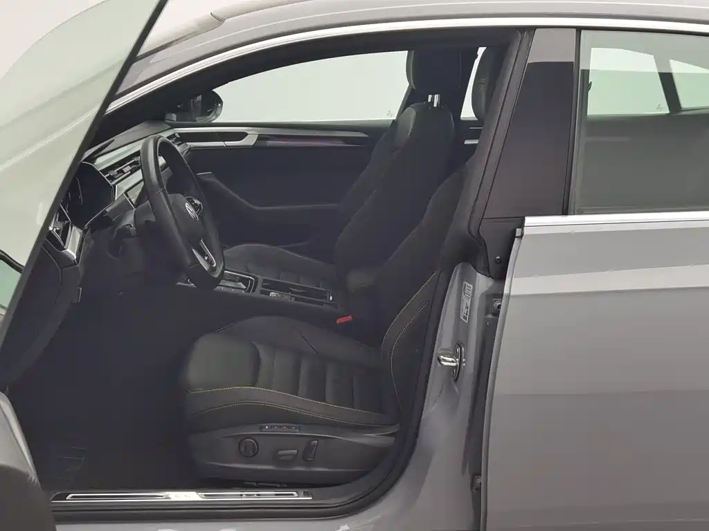 Volkswagen CC — миниатюра 10