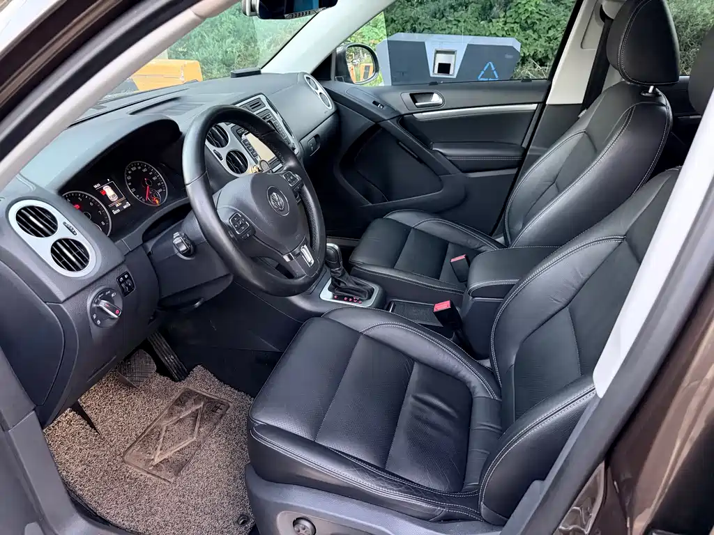 Volkswagen Tiguan — миниатюра 4