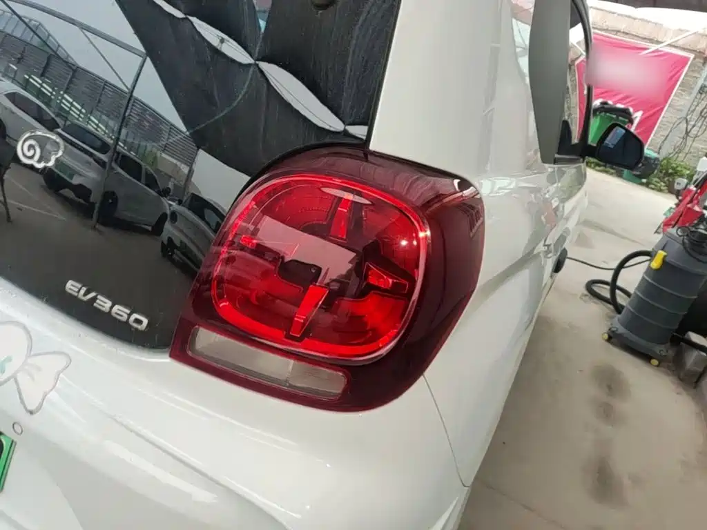 Roewe Clever — миниатюра 8