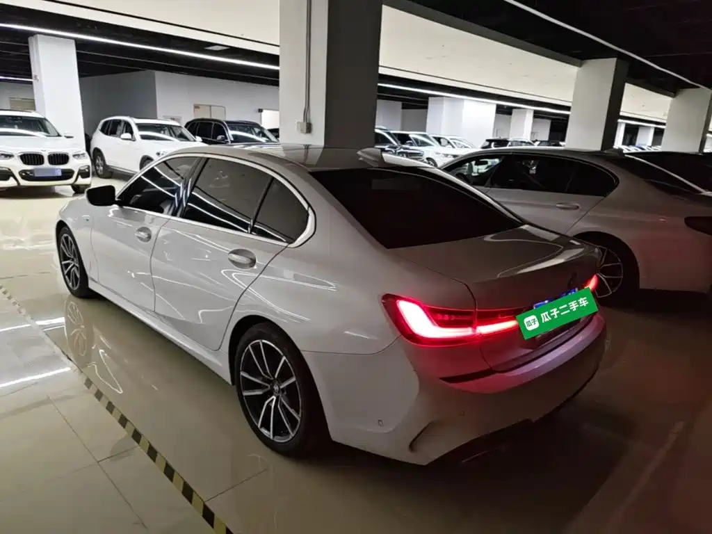 BMW 3 Series — миниатюра 23