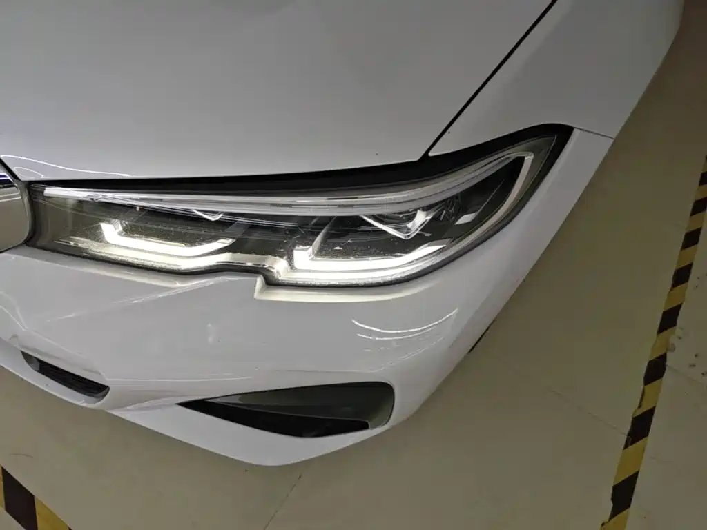 BMW 3 Series — миниатюра 18