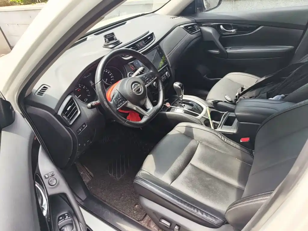 Nissan X-Trail — миниатюра 16