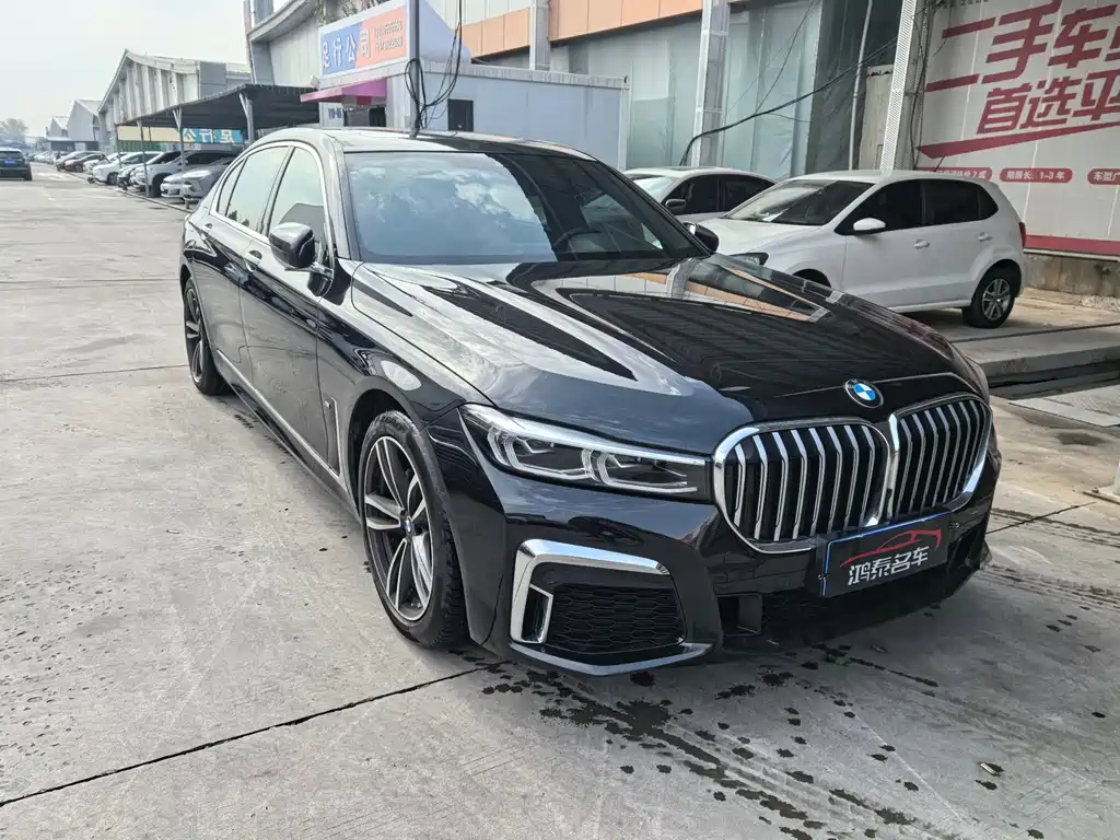 BMW 7 Series — миниатюра 3