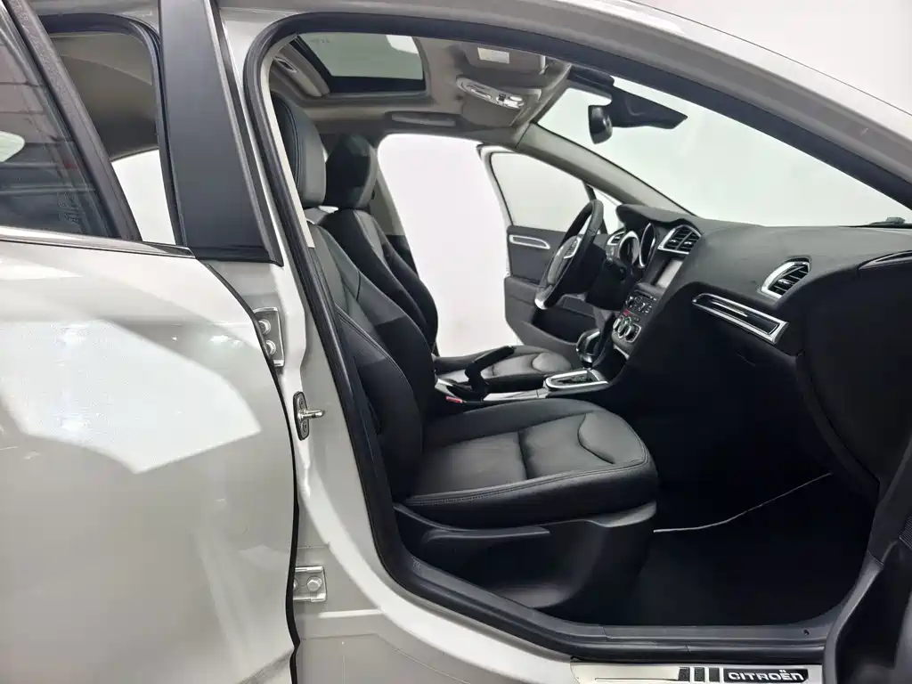 Citroen C4L — миниатюра 14