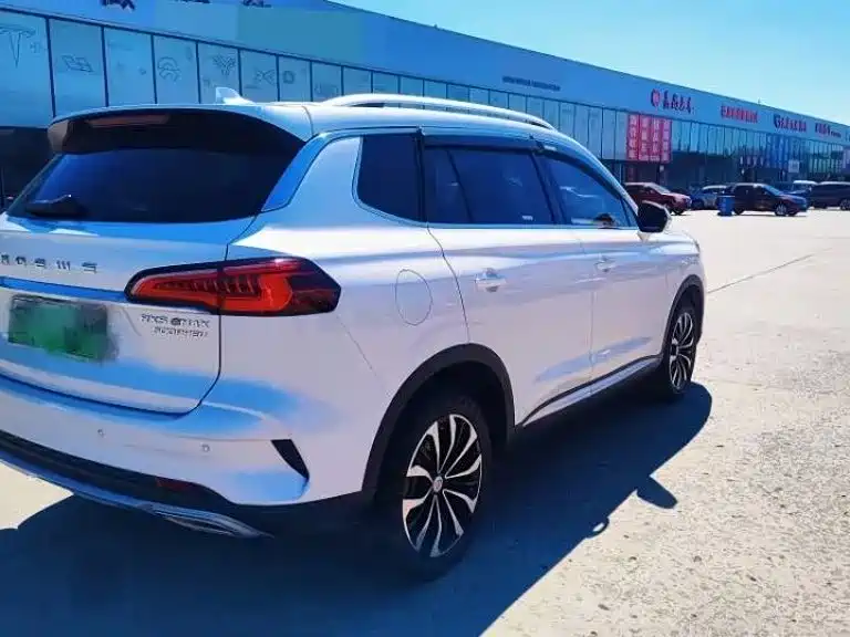 Roewe RX5 eMAX — миниатюра 4