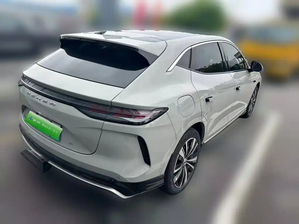 Denza Denza N7 — миниатюра 2