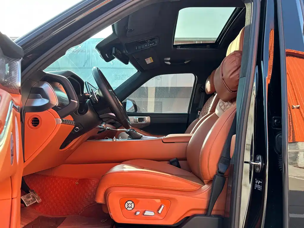 TANK TANK 700 NEW ENERGY