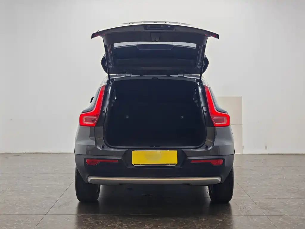 Volvo XC40 — миниатюра 13