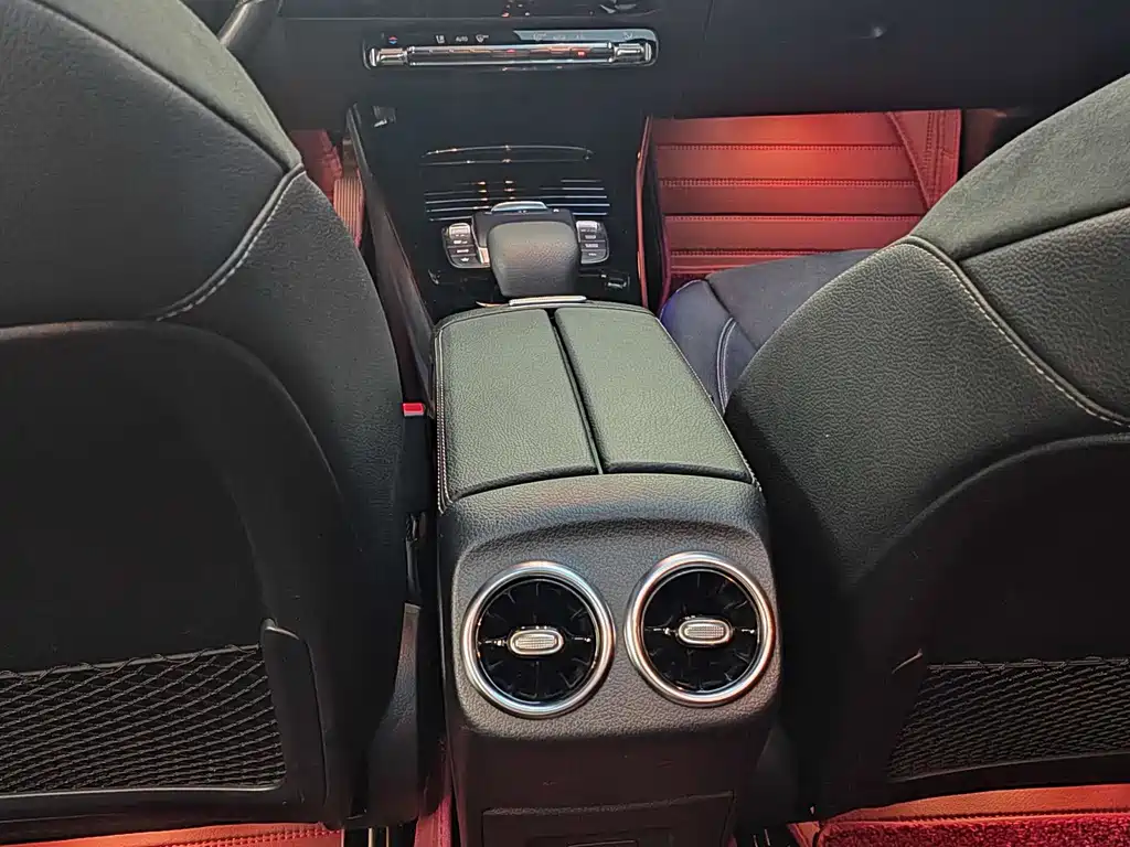 Mercedes-Benz A-Class — миниатюра 9