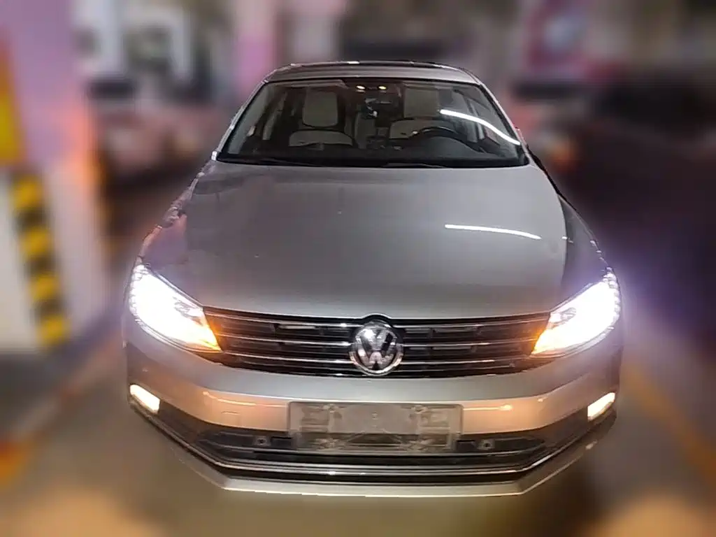 Volkswagen Sagitar — миниатюра 5