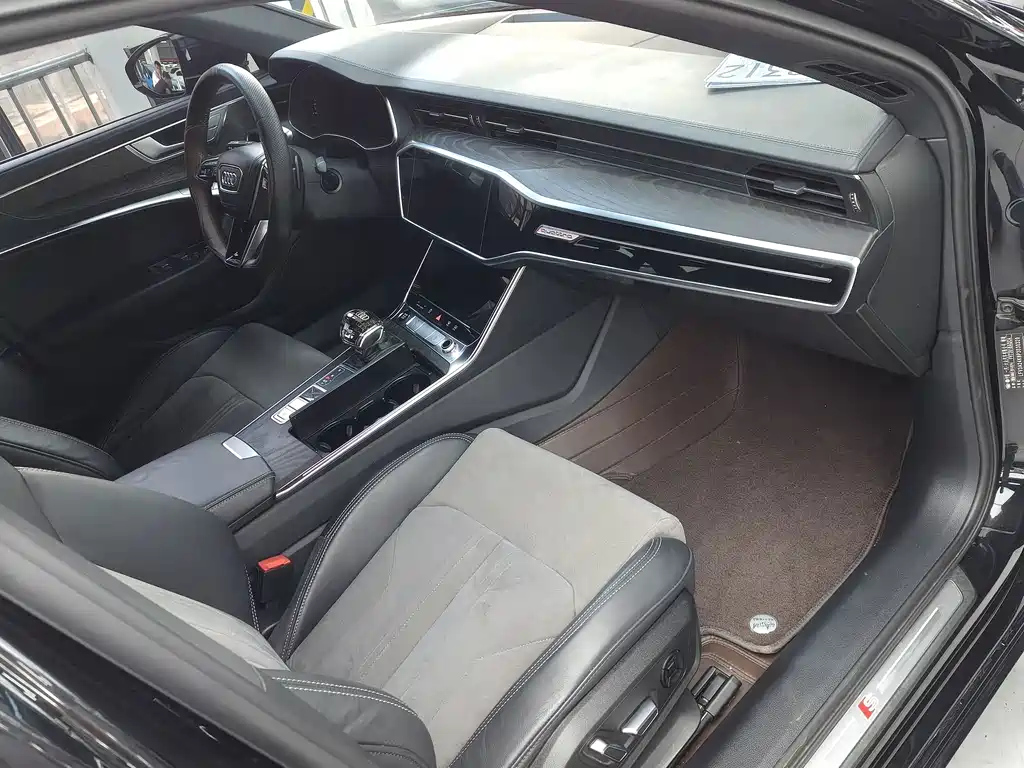 Audi A6L — миниатюра 4