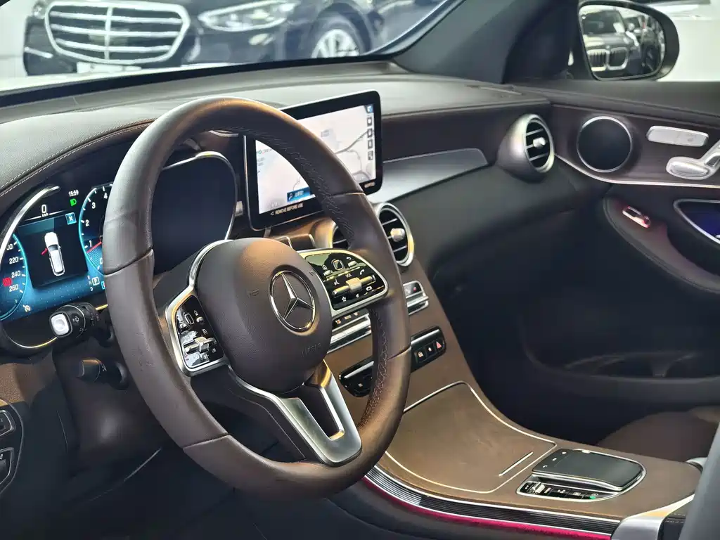 Mercedes-Benz GLC — миниатюра 7