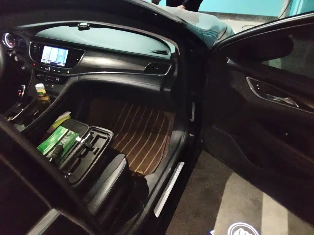Buick LaCrosse — миниатюра 19
