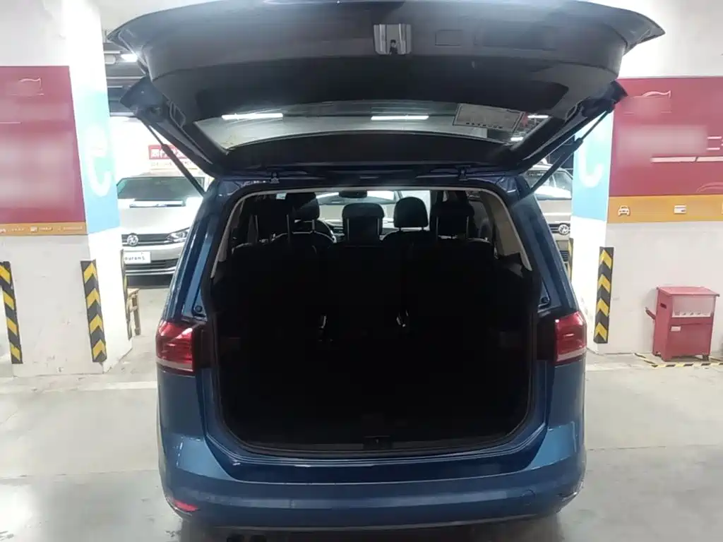 Volkswagen Touran — миниатюра 19