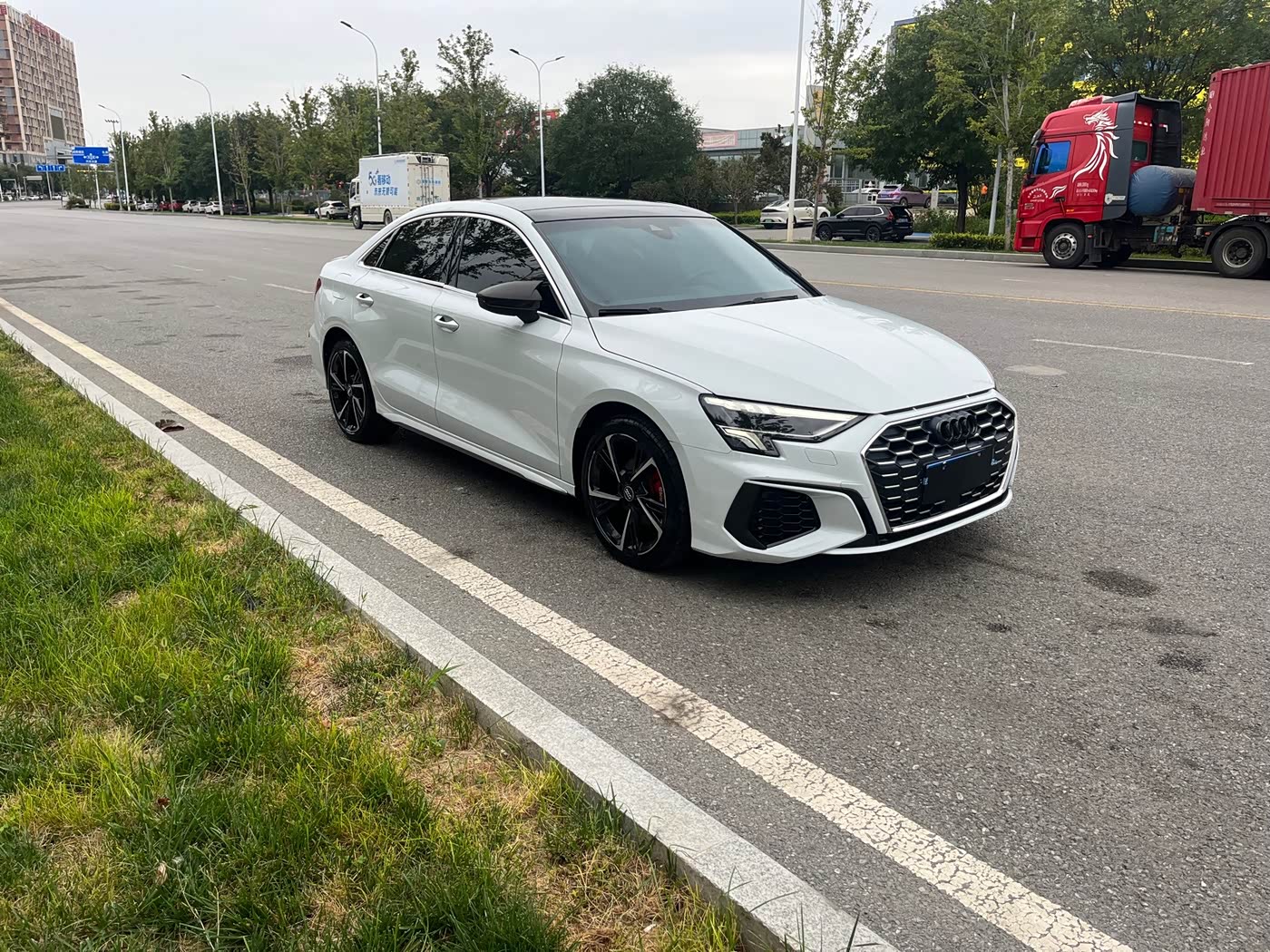 Audi A3 1.4 л 2022 г. Белый, пробег 45000 км