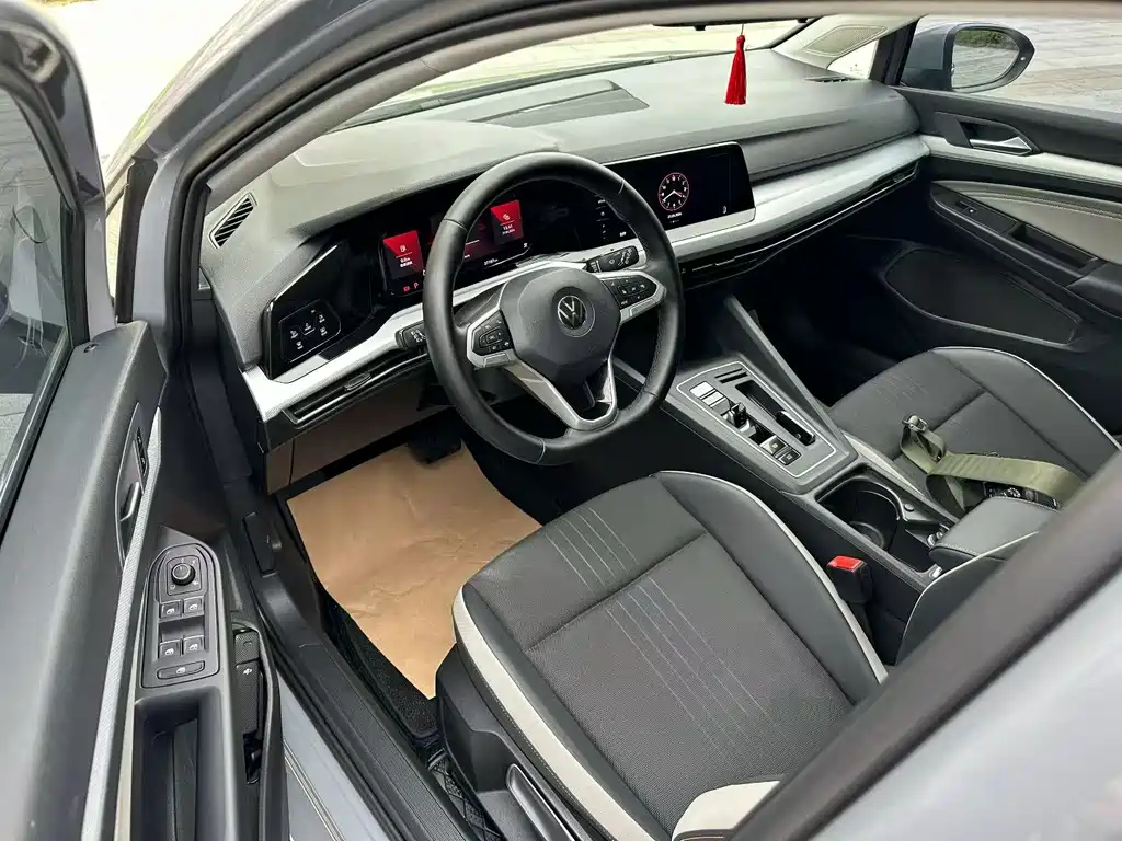 Volkswagen Golf — миниатюра 7