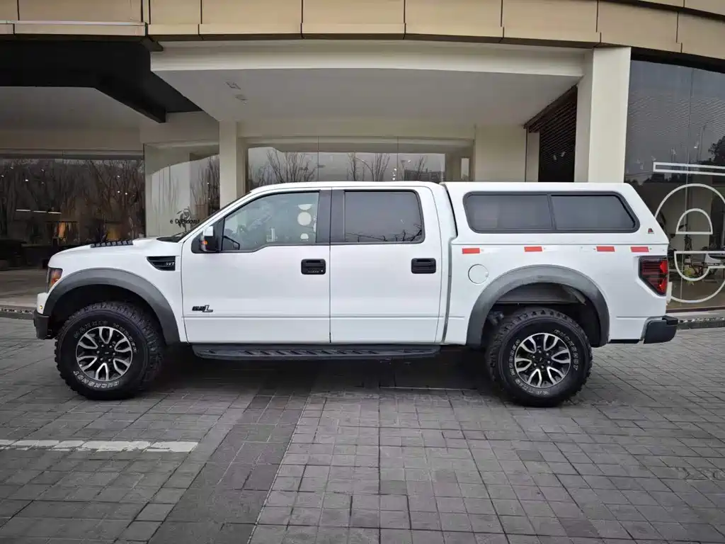 Ford F-150 Raptor — миниатюра 3