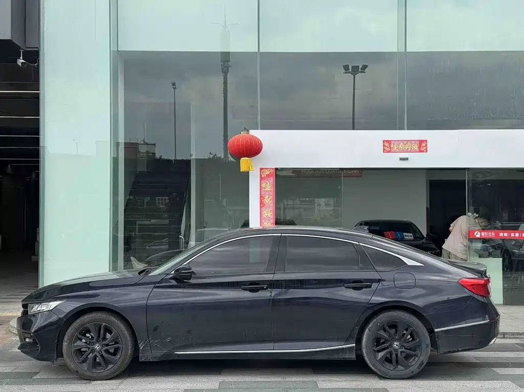 Honda Accord 2021 260TURBO Luxury