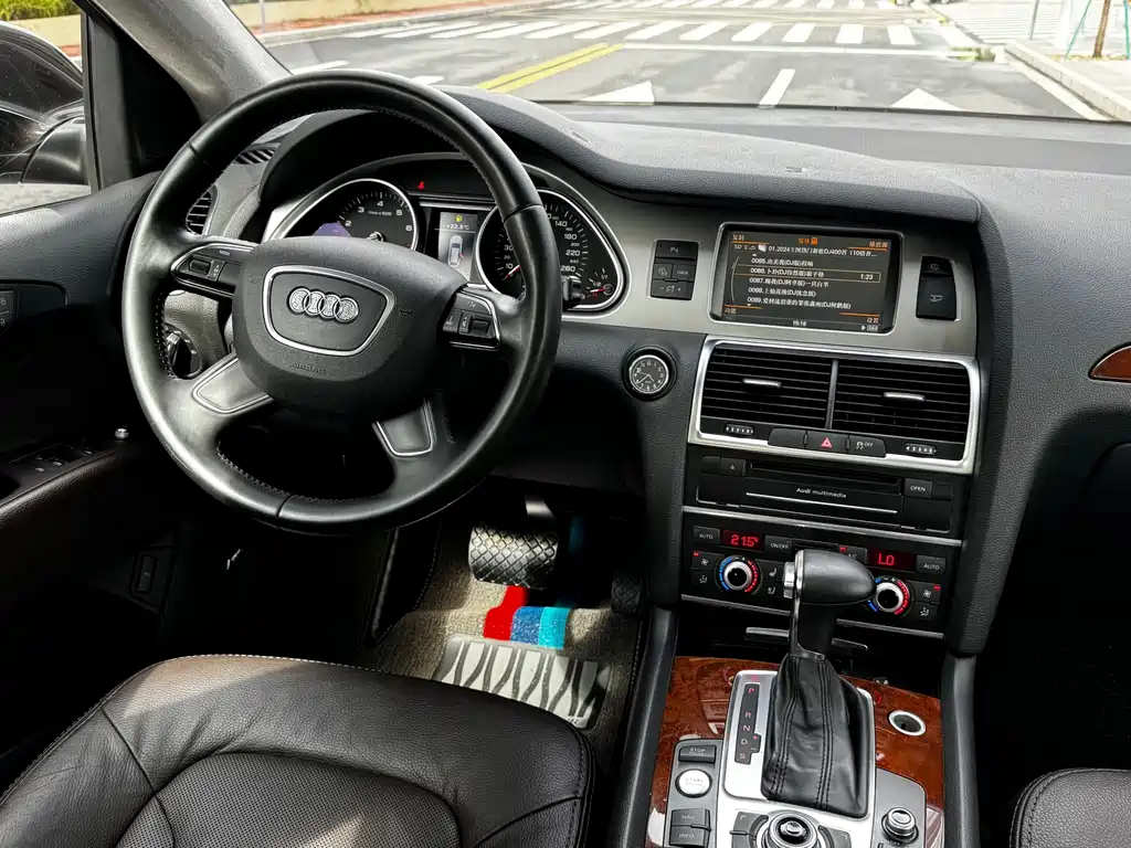 Audi Q7 — миниатюра 20