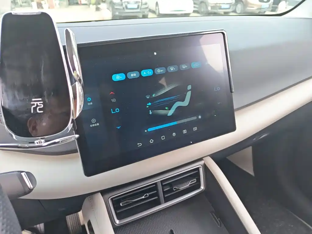 BYD Yuan UP — миниатюра 13