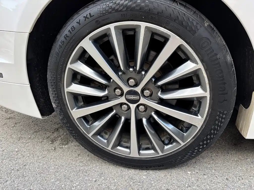 Lincoln MKZ — миниатюра 4