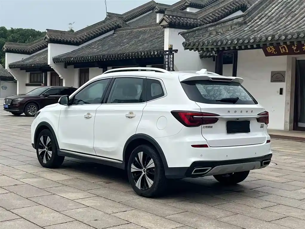 ROEWE  RX5