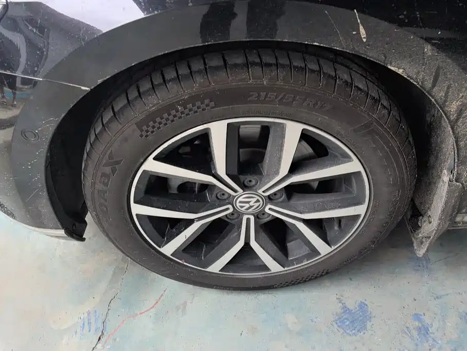 Volkswagen Magotan — миниатюра 6