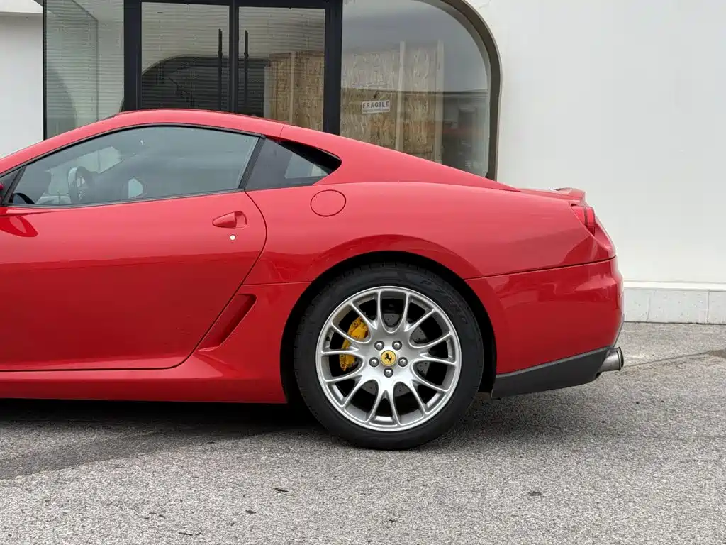Ferrari 599 — миниатюра 4