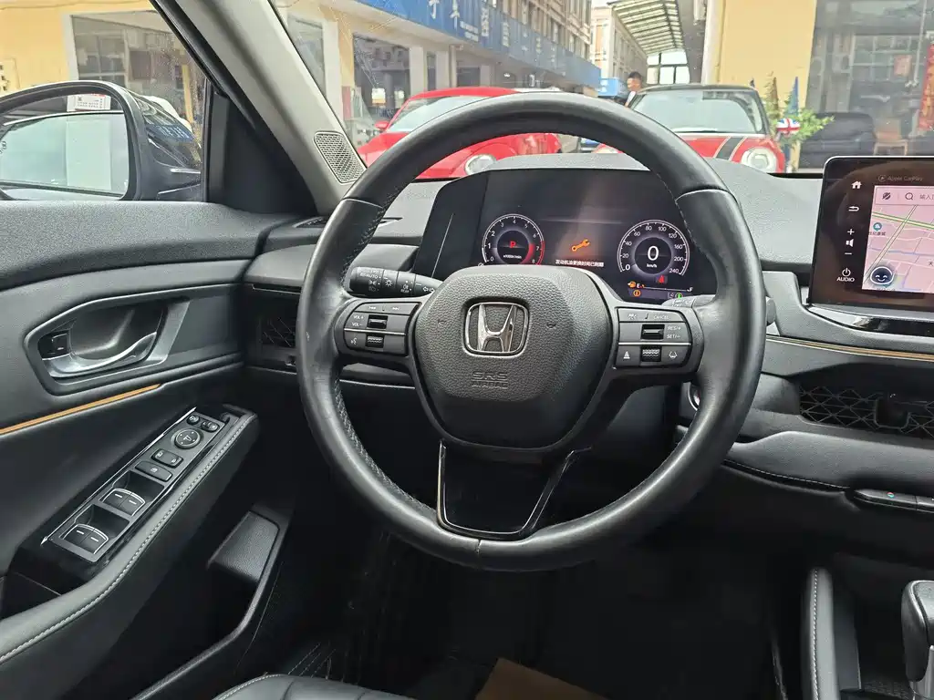 Honda Accord — миниатюра 17