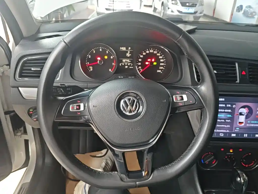 Volkswagen Lavida — миниатюра 11
