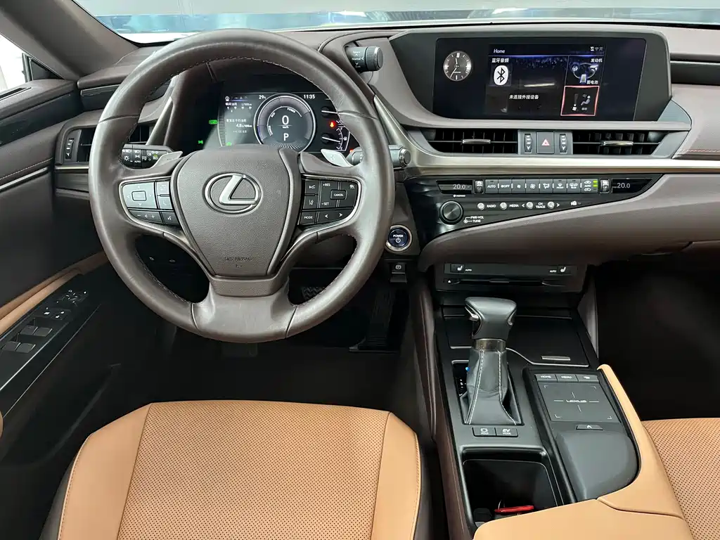 Lexus ES — миниатюра 13