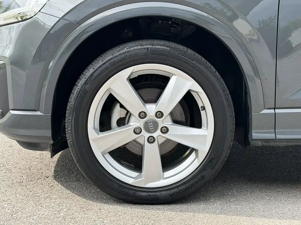 Audi Q2L — миниатюра 15