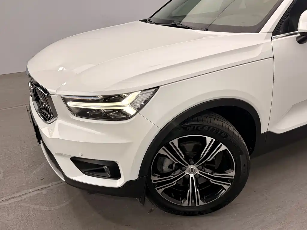 Volvo XC40 — миниатюра 11