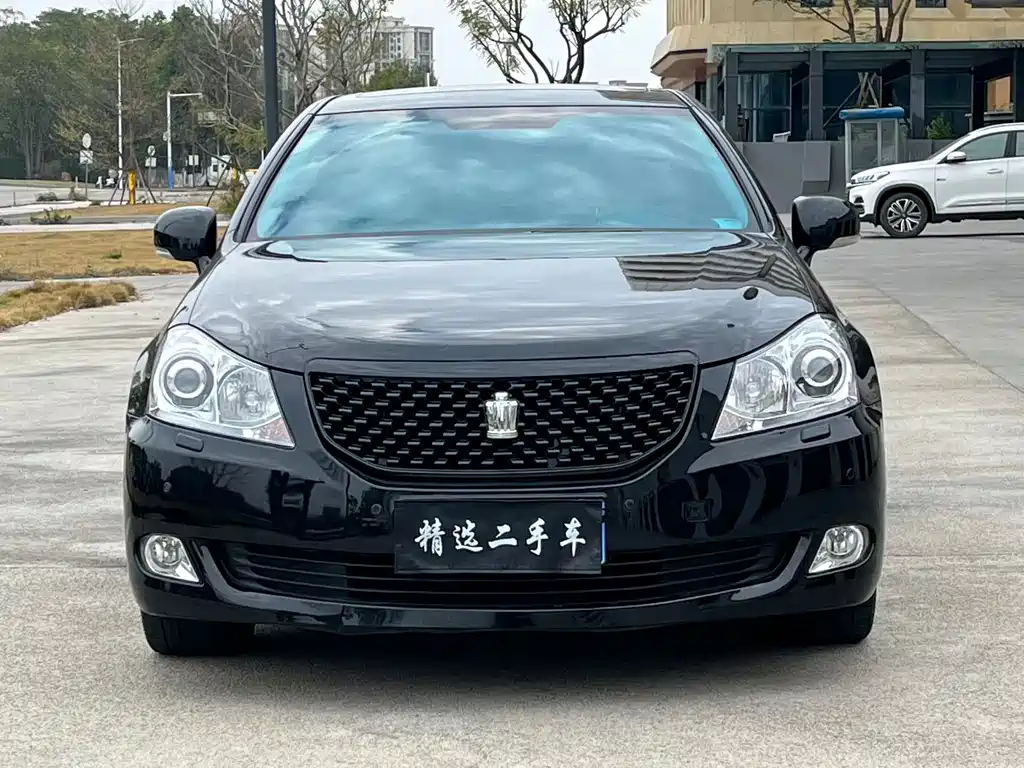 Toyota Crown 2011