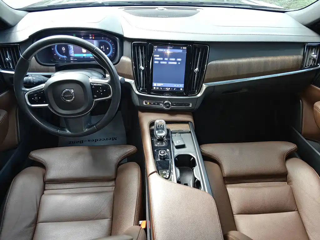 Volvo S90 — миниатюра 12
