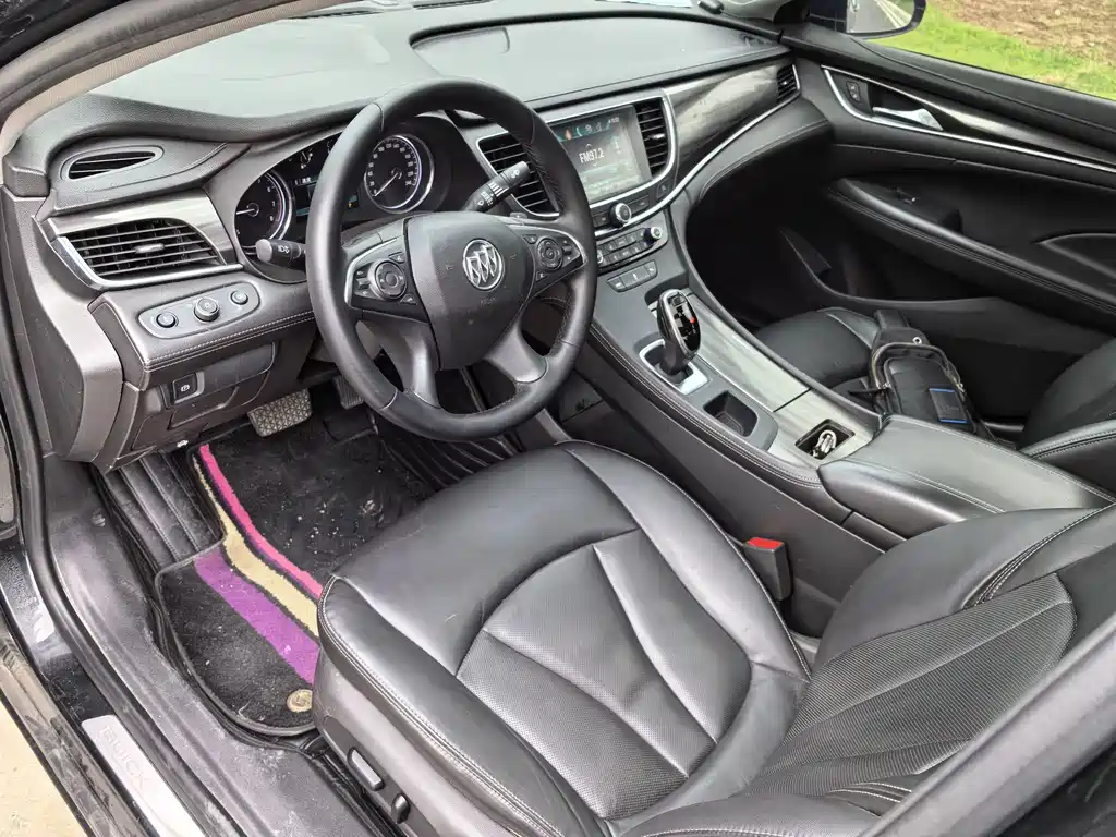 Buick LaCrosse — миниатюра 4