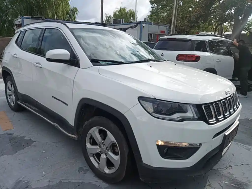 Jeep Compass — миниатюра 4