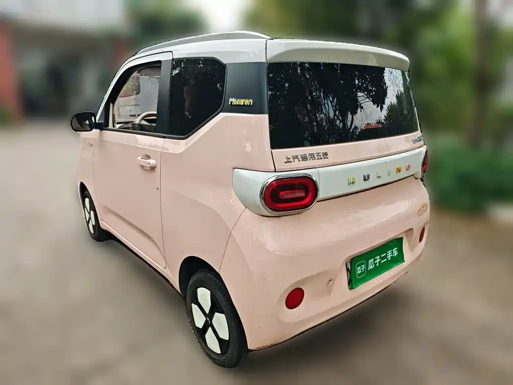 Wuling MINIEV — миниатюра 4