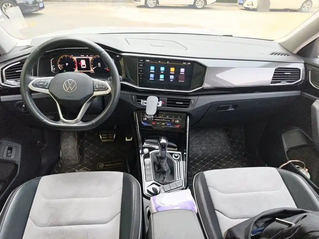 Volkswagen X — миниатюра 13