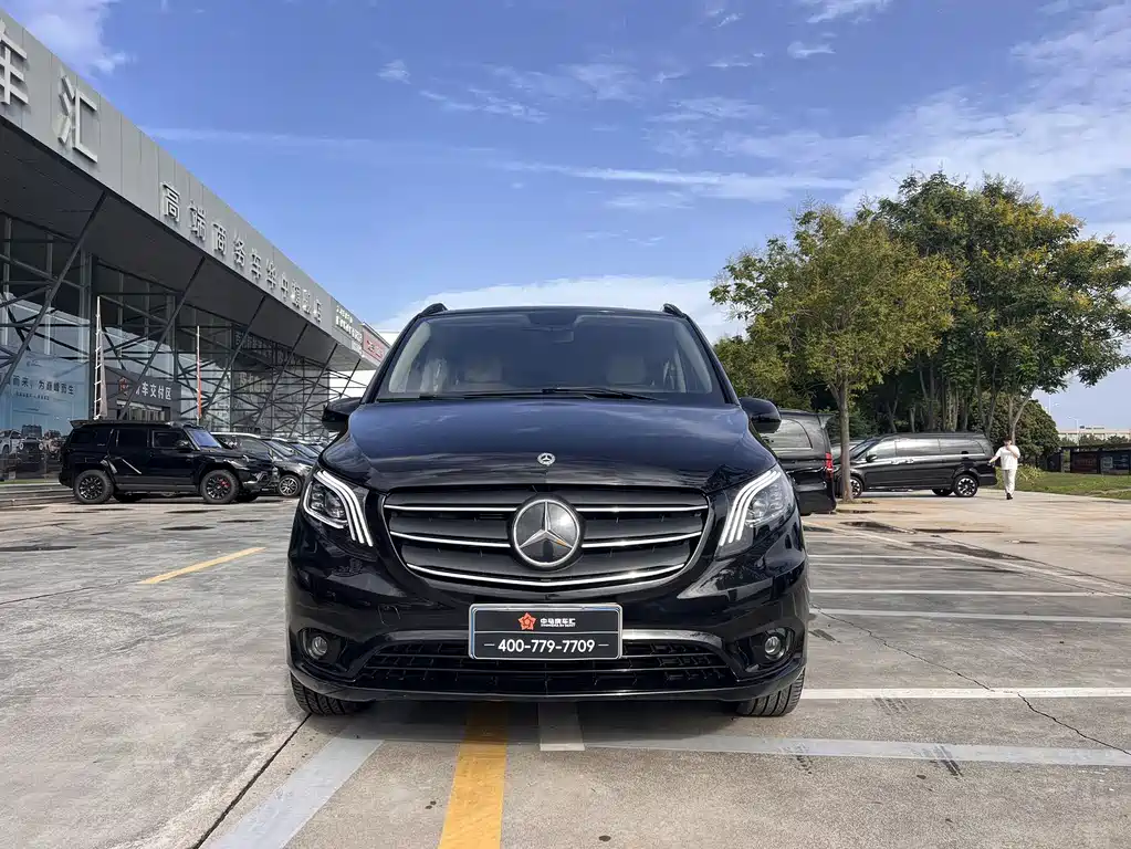 MERCEDES-BENZ VITO