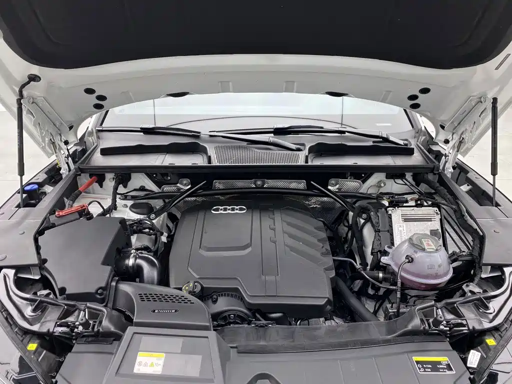 Audi Q5L — миниатюра 26