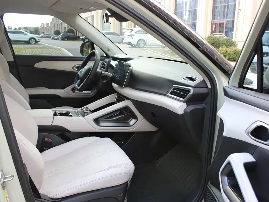 BYD Yuan UP — миниатюра 25