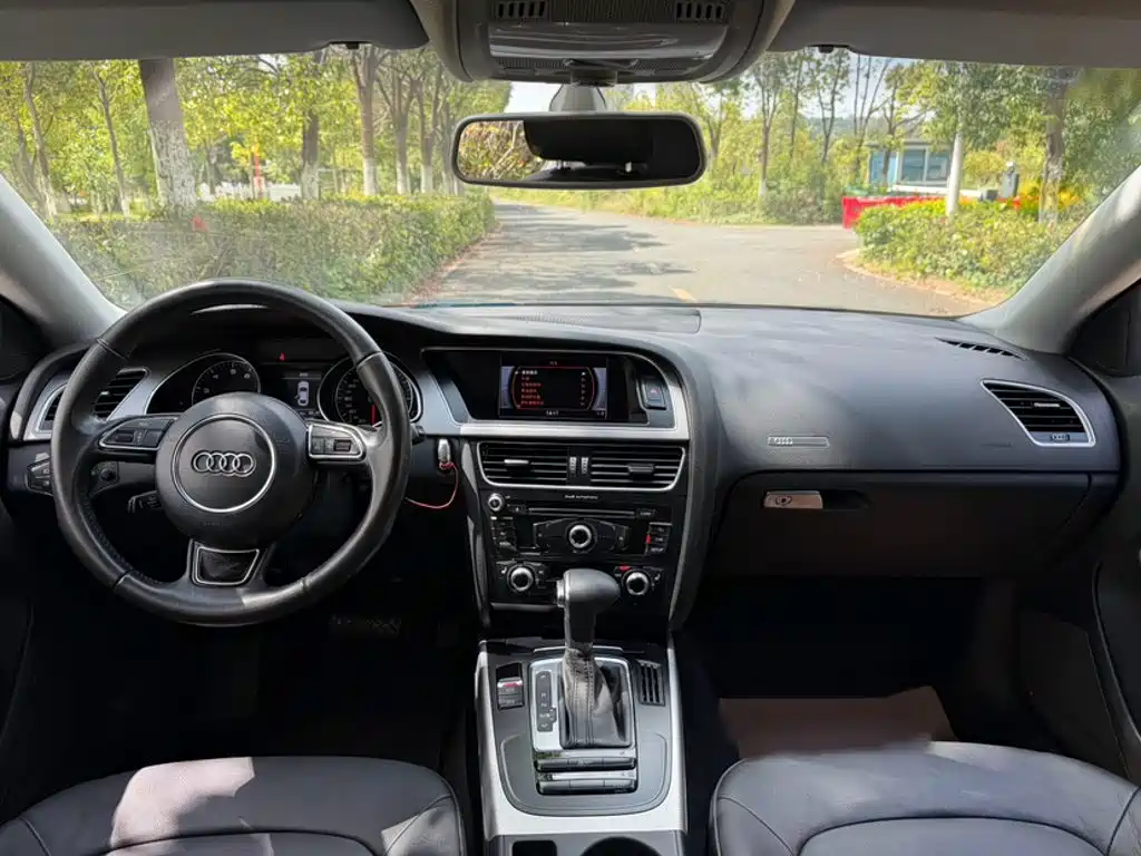 Audi A4L — миниатюра 3