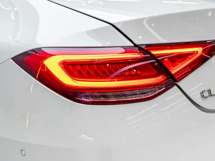 Mercedes-Benz CLS — миниатюра 9