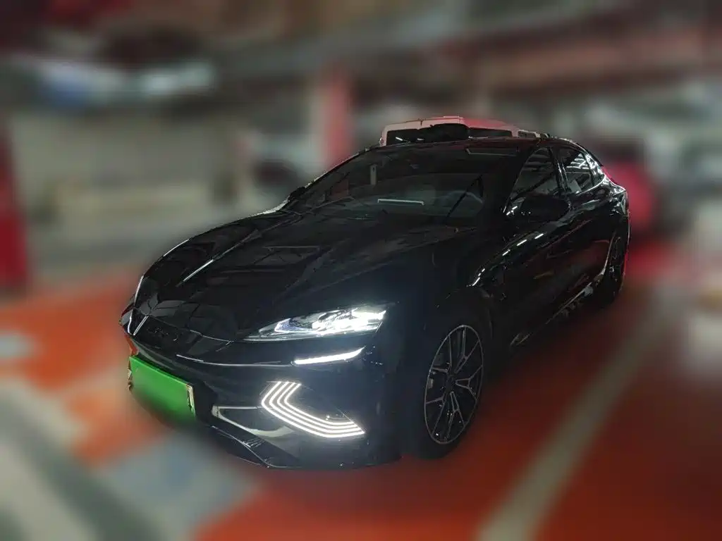 BYD Seal 2025 650